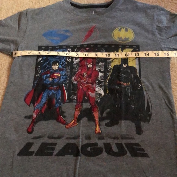 BOYS - DC Justice League Tee - Size Large - Picture 4 of 5